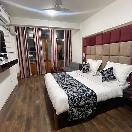 Hotel Senorita Srīnagar Zewnętrze zdjęcie