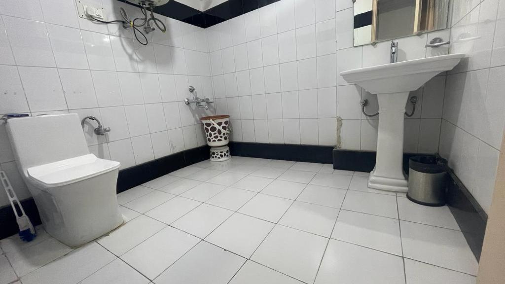 Hotel Senorita Srīnagar Zewnętrze zdjęcie